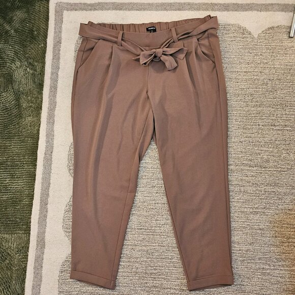 Torrid taper pant - Picture 2 of 6